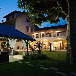 logis-auberge-saint-simond.hotels-rhonealpes.com/