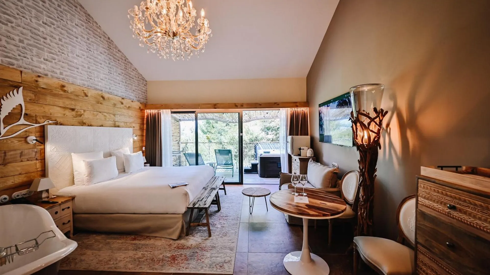 Le Hameau Des Pesquiers Ecolodge & Spa, Curio Collection By Hilton Hyères