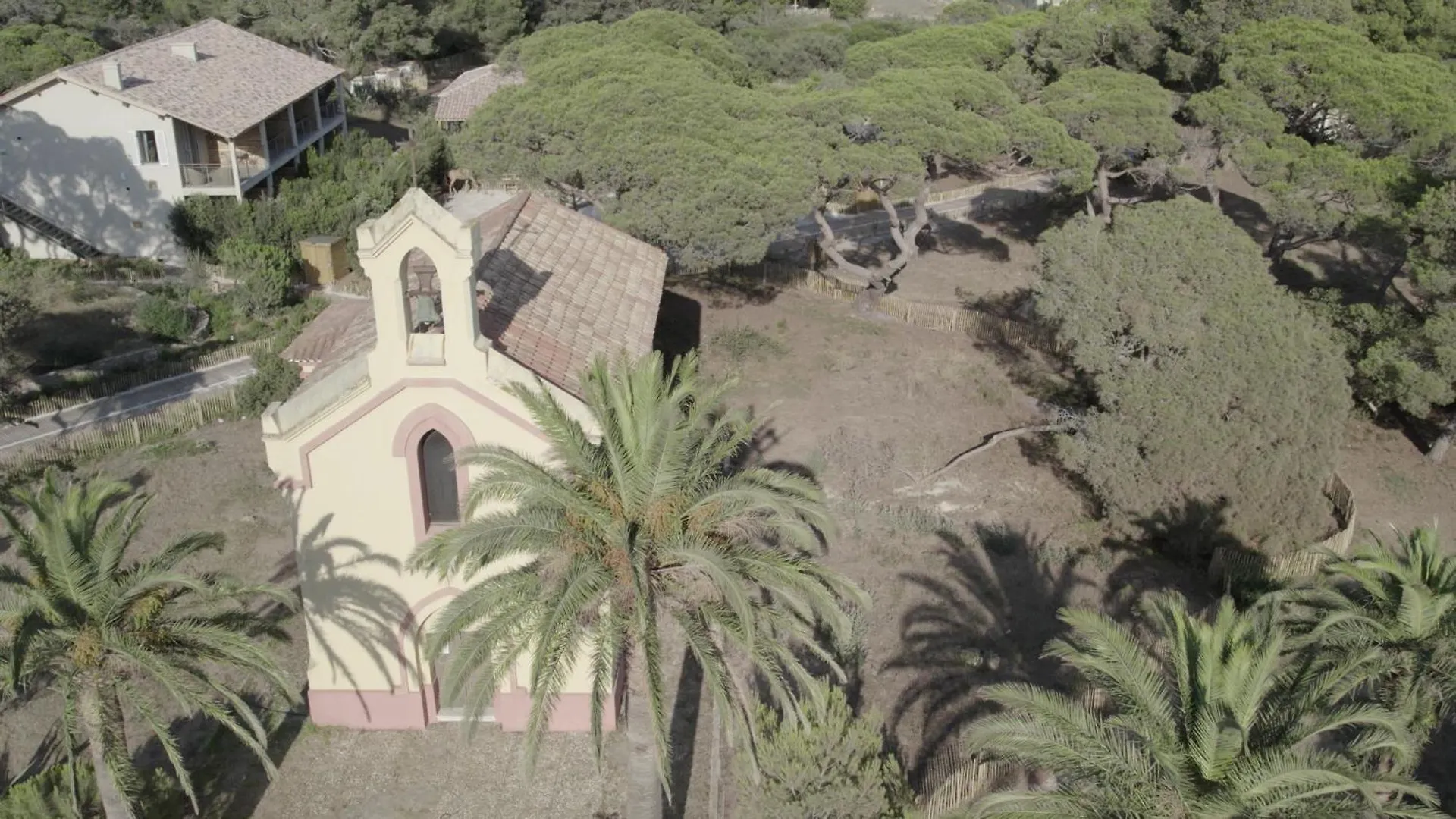 ***** Hotel Le Hameau Des Pesquiers Ecolodge & Spa, Curio Collection By Hilton Hyères Frankrig