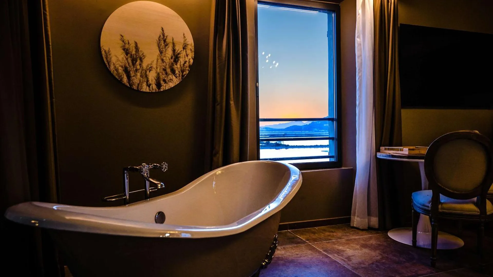 Hotel Le Hameau Des Pesquiers Ecolodge & Spa, Curio Collection By Hilton Hyères