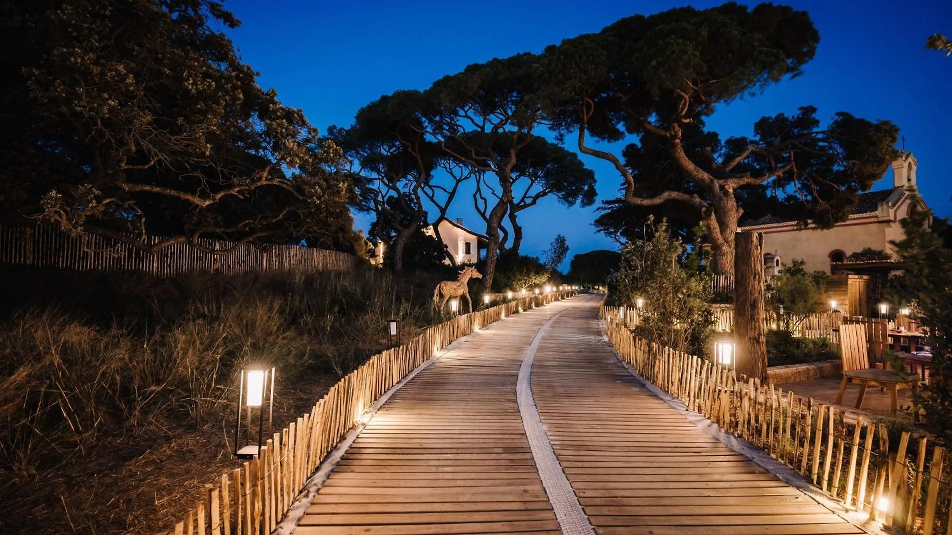 Le Hameau Des Pesquiers Ecolodge & Spa, Curio Collection By Hilton Hyères